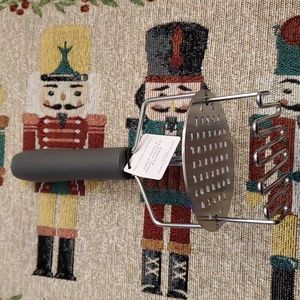 Williams and Sonoma Dual Potato Masher